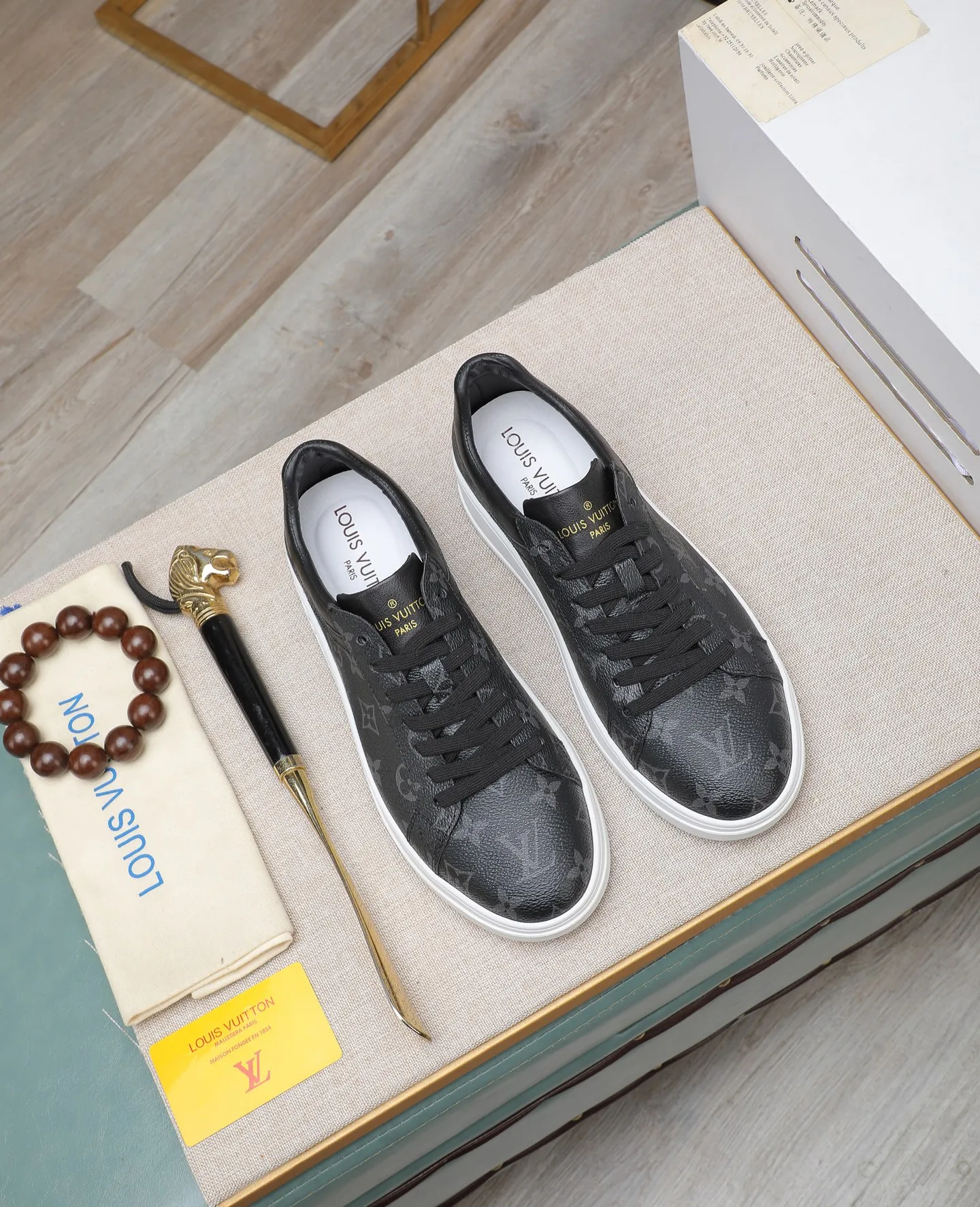 Men's shoes 💰420 📛📛(Niuli) high-end [LOUIS VUITTON】Louis Vuitton official website synchronizes new products👟Milan fashion catwalk style🇰🇾🇰🇾LV house logo, celebrity style, a must-have for fashionistas⚠️First-layer calfskin➕Cowhide lining➕Official website original original outsole👞Number 38-44